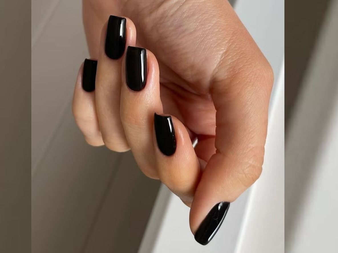Ni negro ni francesitas: estos son los 5 colores de esmaltes que están de moda este invierno