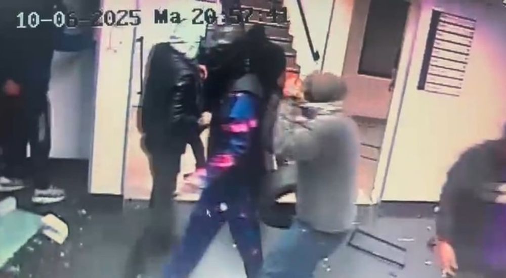 El hombre detenido por los destrozos en el edificio de Artear fue identificado por sus características físicas y su vestimenta.