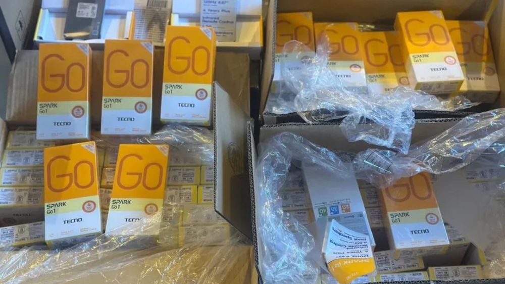 Aduana incautó más de 20 mil celulares.