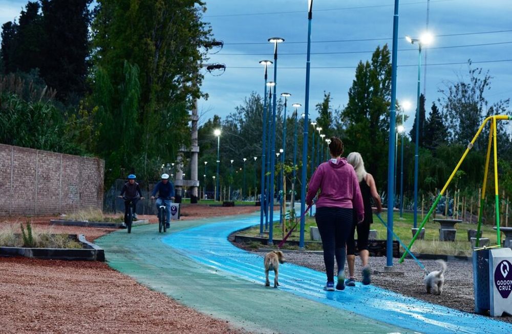 Godoy Cruz creó un sistema que ayuda a elegir los mejores recorridos para trasladarse caminando