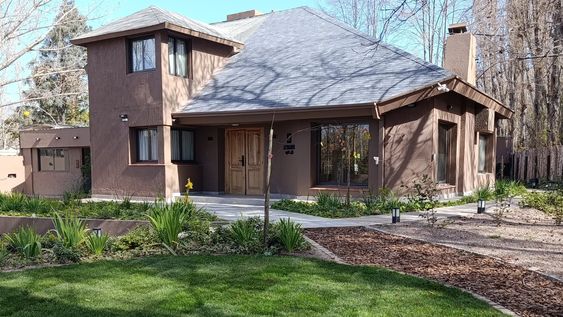 Atelier Petit Hotel presenta una propuesta de hospitalidad boutique en Mendoza.