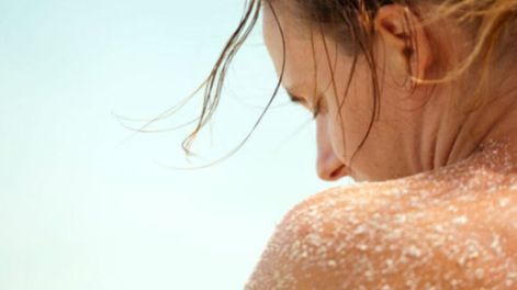 Truco para quitarte la arena de la playa