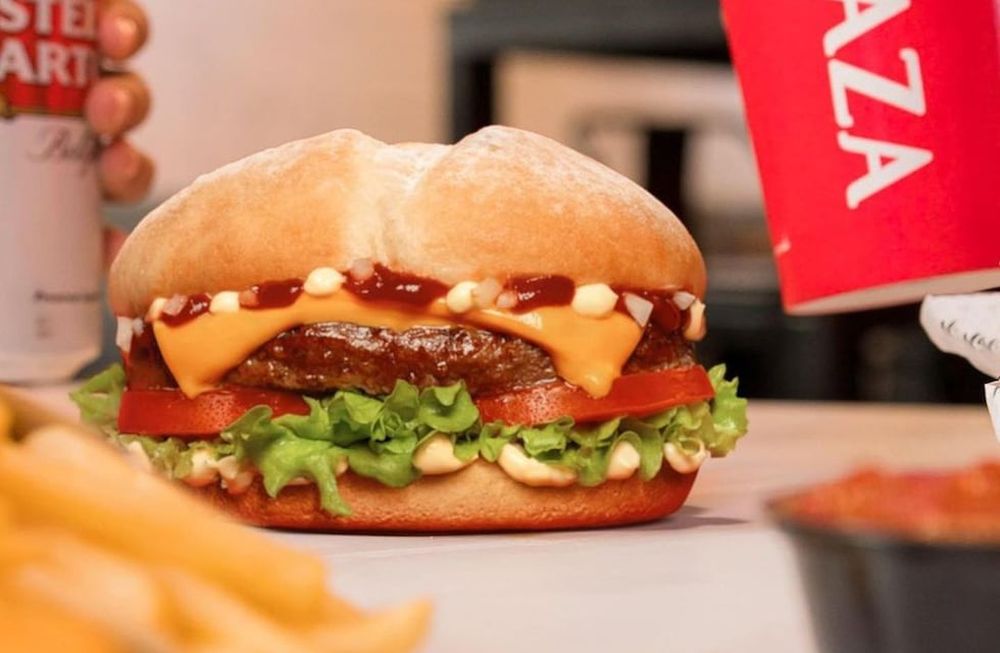 La compañía nacional Mostaza busca postulantes que cuenten con estudios secundarios terminados y experiencia comprobable en el rubro gastronómico.