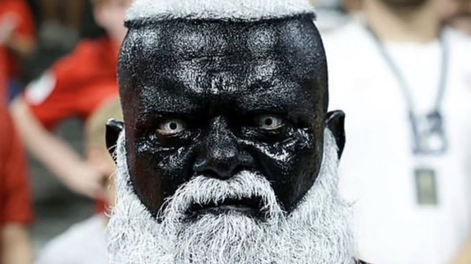 Quién es Udi Neco, el fanático de Turquía con el rostro pintado que es furor en el Mundial 2026.