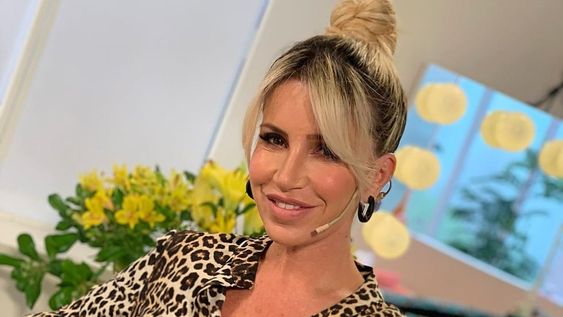 Flor Peña y un traje de “Mamá Noel” que la dejó al borde de la censura