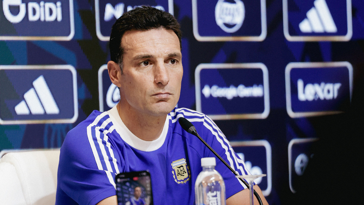 Scaloni confirmó dudas de último momento y defendió la renovación de la Selección Argentina