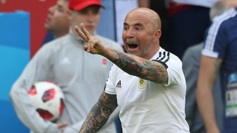 Sampaoli es el único que festeja por la suba del dólar