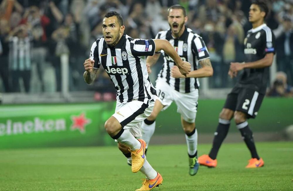 Tevez se calentó con su cambio e insultó a Allegri, el DT de la Juventus