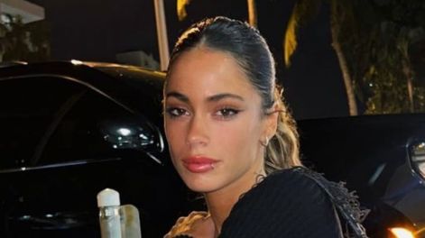Tini Stoessel paseó por Miami con una lujosa cartera