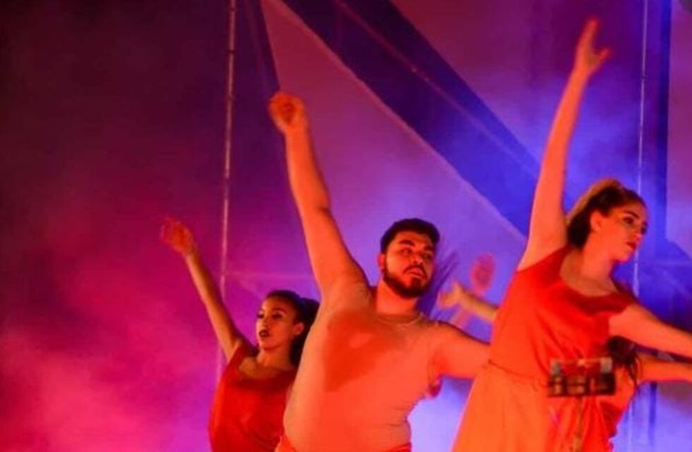 Un joven bailarín mendocino audicionó para la Vendimia central, no quedó y su novio lo consoló con un tierno mensaje