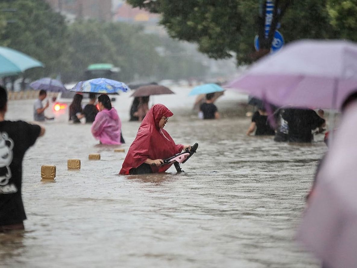 Las fuertes inundaciones en Asia y Europa son una de las consecuencias del cambio climático.