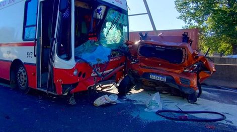 Los Andes | Choque múltiple en la autopista Dellepiane, Villa Lugano / Gentileza