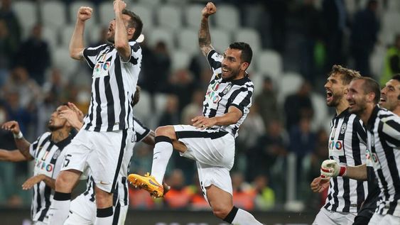 Que de la mano de Carlos Tevez…