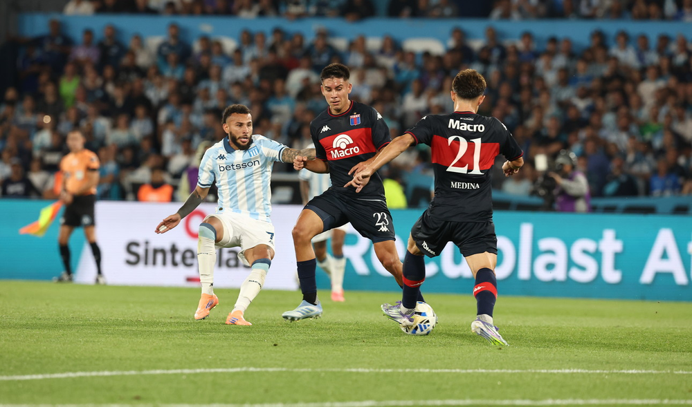 Racing y Tigre luchan por el último boleto a las semifinales del Clausura: espera Boca en La Bombonera.&nbsp;