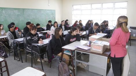Atención: quedan pocos días para la inscripción al Bono de puntaje de Secundaria y CCT