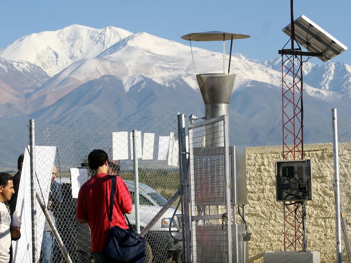 El mito relativo a que la siembra de nubes disminuye la precipitación - Por A. de la Torre