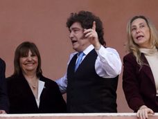 Patricia Bullrich encendida: otra interna vuelve a empantanar a Milei. Patricia Bullrich encendida: otra interna vuelve a empantanar a Milei.