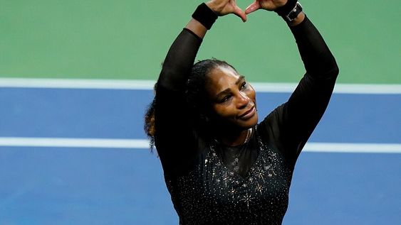 La mejor de todos los tiempos se quedó en la tercera ronda del abierto, se despidió bajo una lluvia de aplausos y emociones. (AP Photo/Frank Franklin II)
