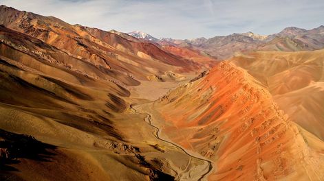 La riqueza mineral en San Juan y Mendoza.