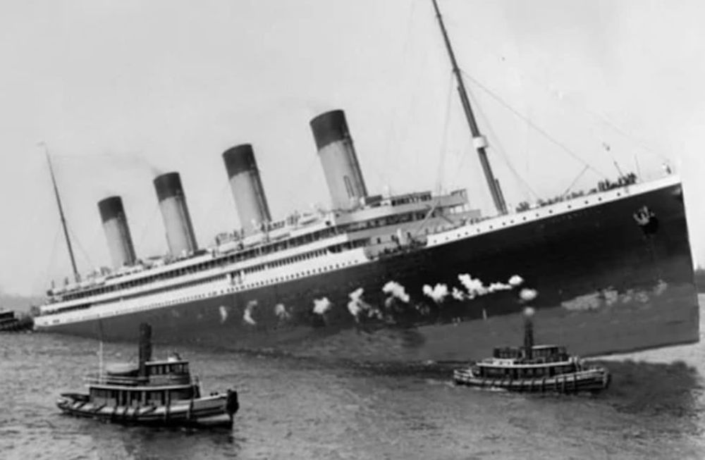 Una creadora digital compartió una simulación del hundimiento del transatlántico y cómo se hundió en realidad.