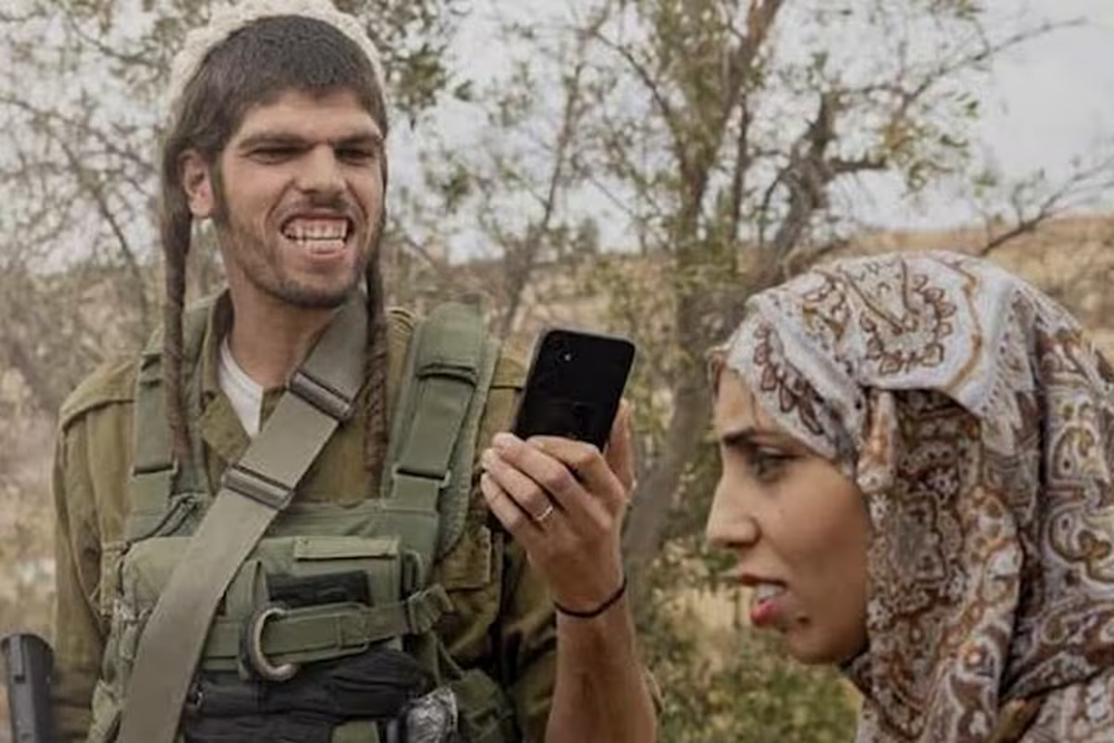 Israel acusa de manipulación a LEspresso por portada que documenta abusos contra palestinos.