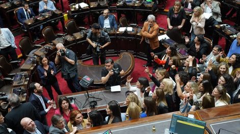 Los Andes | Escándalo y gritos en Diputados entre oficialismo y oposición