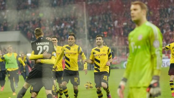 El Dortmund eliminó de la Copa de Alemania al Bayern y está en la final