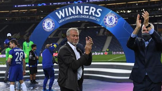 El ruso Roman Abramovich, quien comanda los destinos del último campeón del mundo de clubes, puso a la venta a la institución. / Gentileza.