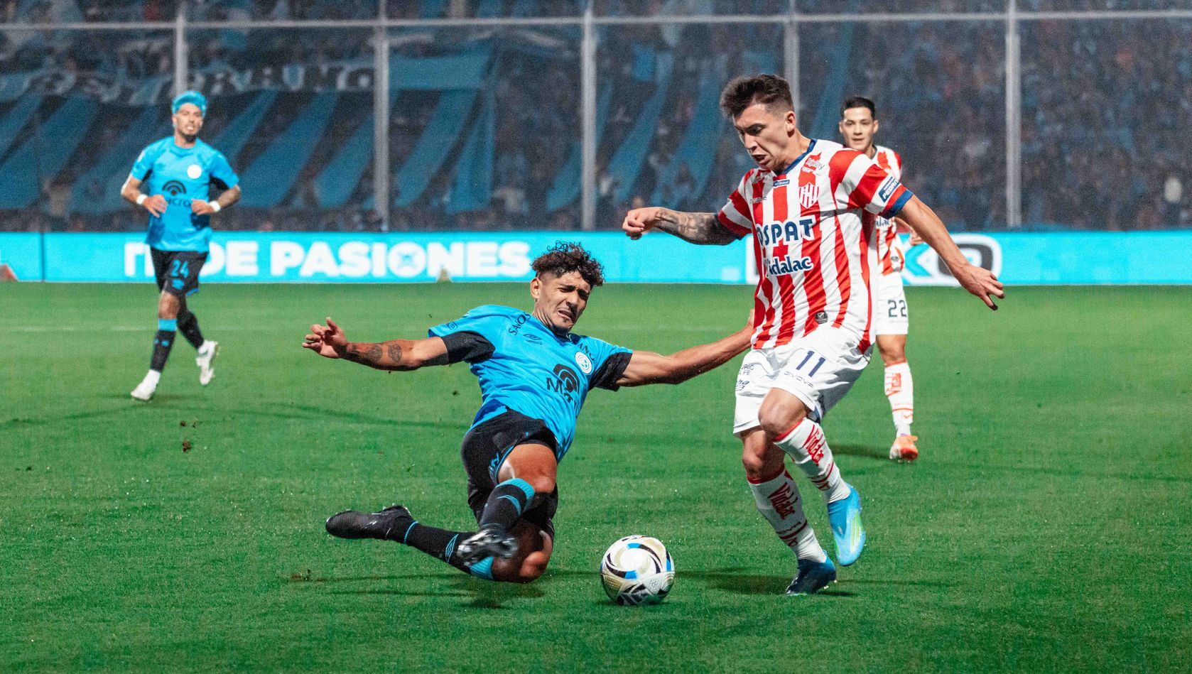 El primer tiempo entre Belgrano y Unión fue de dientes apretados y ninguno regaló nada.&nbsp;