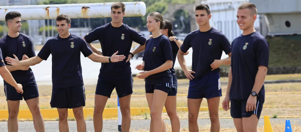 La princesa Leonor fue vista a los besos en Brasil y desató un disturbio.