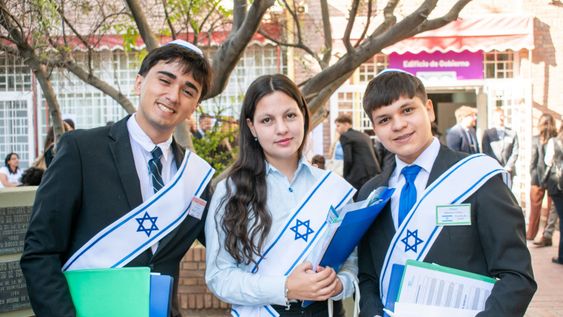 Más de 160 estudiantes de todo el país participan del Modelo de Naciones Unidas en la UNCuyo