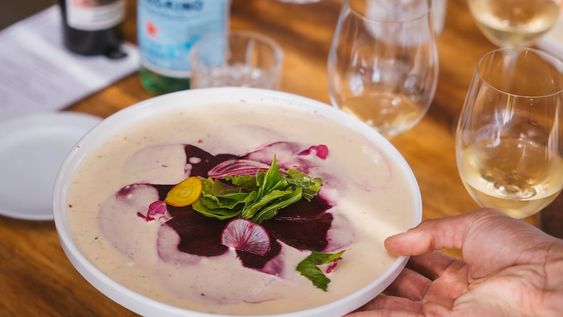 Aunque para algunos es un desafío, se pueden lograr grandes combinaciones de vino y gastronomía a base de vegetales. - Gentileza / Martín Orozco