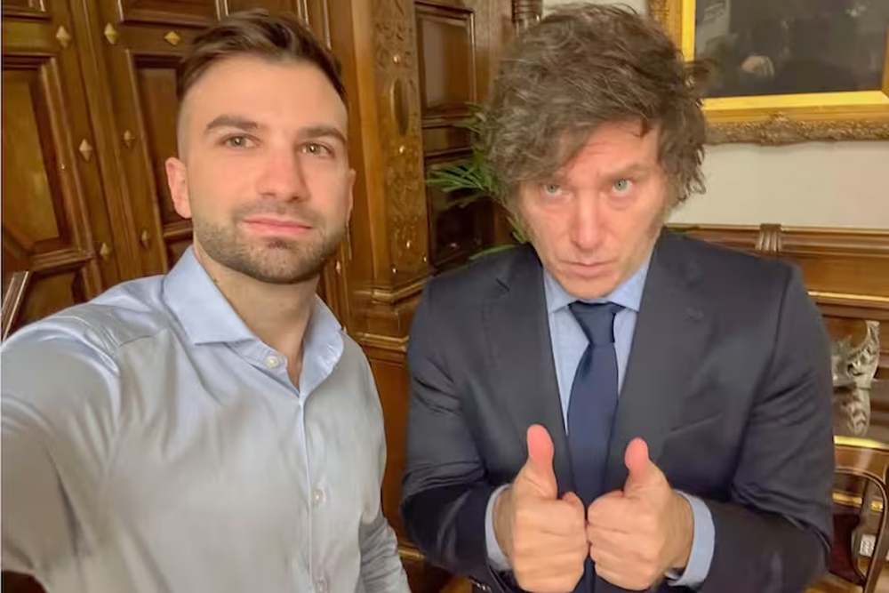 Javier Milei junto a Mauricio Novelli, investigado en el caso $LIBRA.