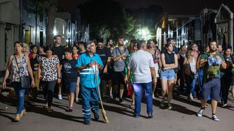 Cementerio nocturno: “Bodegueros” en el mes del Malbec