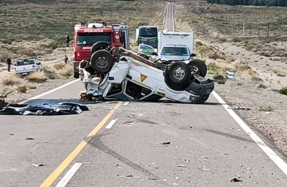 Un trabajador vial fue embestido y murió en la Ruta 40.