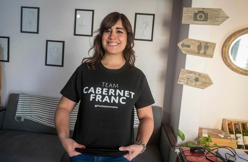 Es sommelier y trabajaba en el sector de turismo, pero la pandemia le dio un “empujón” para animarse a su propio emprendimiento.  / Foto: Ignacio Blanco / Los Andes