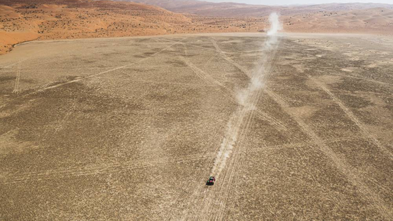 Arabia Saudita será nuevamente el escenario del Dakar 2026, con salida y meta en Yanbu y 13 etapas que suman casi 8.000 km,