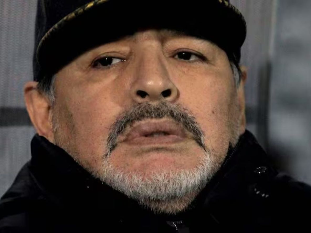 Polémica en el juicio por Maradona: acusan a la jueza Makintach de impulsar un documental sobre el caso.
