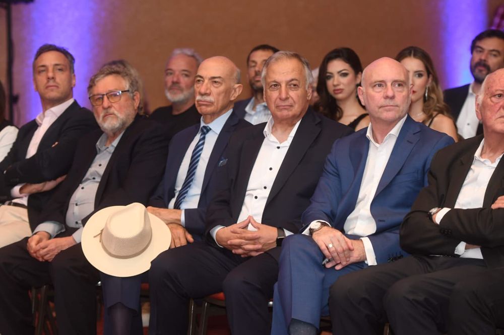 El presidente de la Corte Dalmiro Garay y el ministro José Valerio, adversarios internos del alto tribunal, con el procurador Alejandro Gullé en el medio, en el evento de cierre de año de diario Los Andes. Foto: Ramiro Gomez.