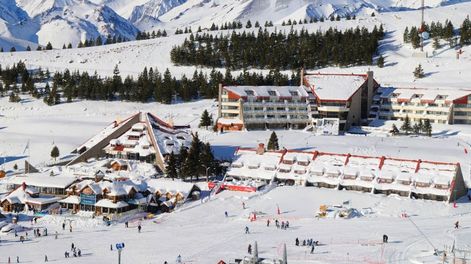 Los Andes | El centro de esquí de Las Leñas, luego de una postergación por estimaciones metereológicas, programó la apertura de la temporada para el sábado 1 de julio.