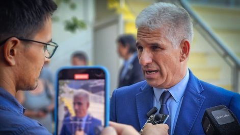 Los Andes | El video entre el Gobernador Claudio Poggi y las docentes fue publicado en las redes.