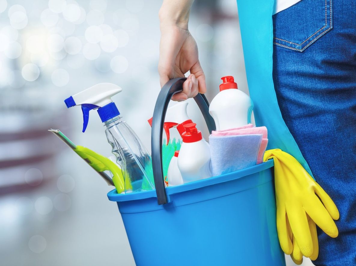 Empleada domestica: en febrero llega un aumento de más del 2,6% dividido en dos: 1,3% retroactivo a diciembre y 1,2% retroactivo a enero.