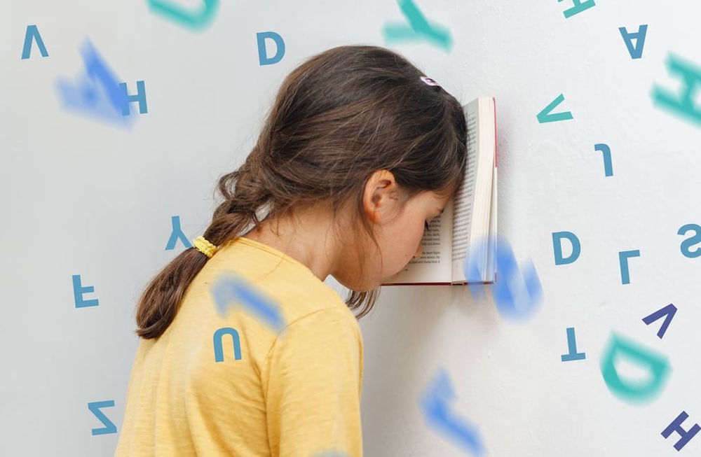 Por falta de cobertura de tratamientos y adaptación de la escuela, padres de chicos con dislexia deben pagar más de 70.000 pesos por mes para cubrir las carencias