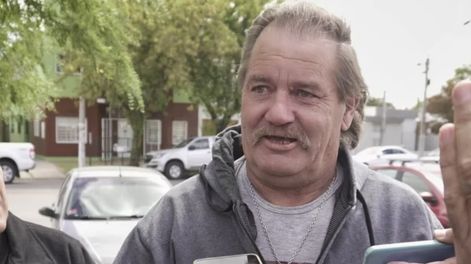 El abuelo de Lucio relató que pasan cosas extrañas en su casa. Foto: Juan Pablo Chaves/TN