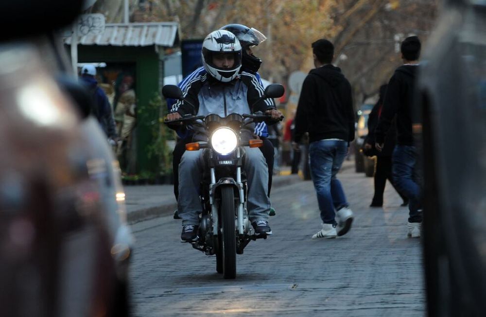 Casi la mitad de los muertos en accidentes de tránsito son motociclistas. 