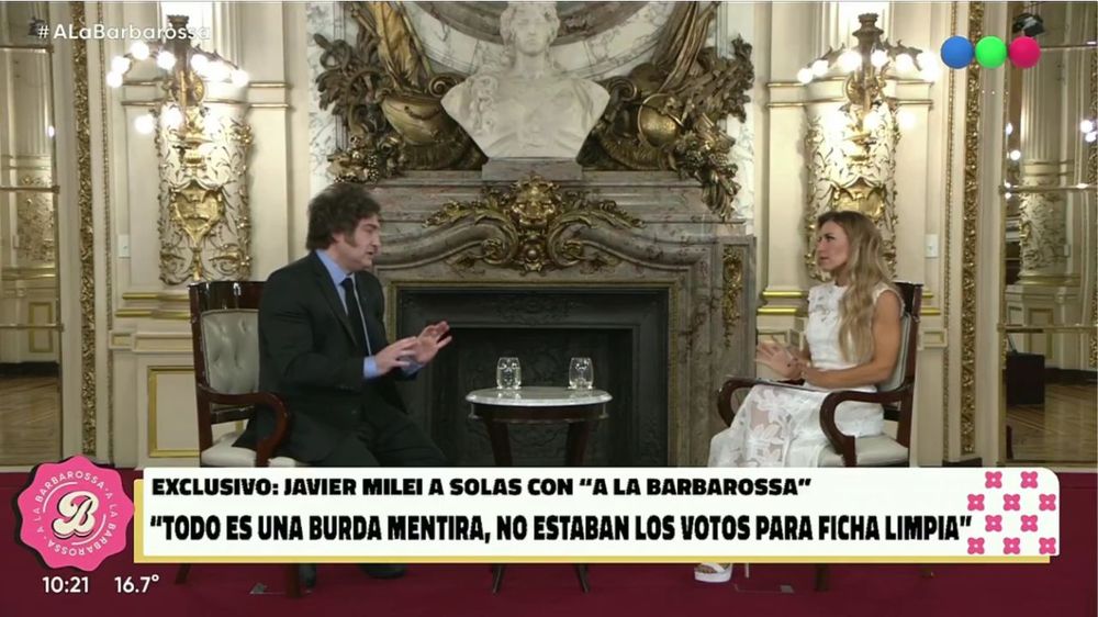 Milei acusó a Macri y Cristina de un pacto para perjudicarlo por el rechazo a la Ley de Ficha Limpia.  