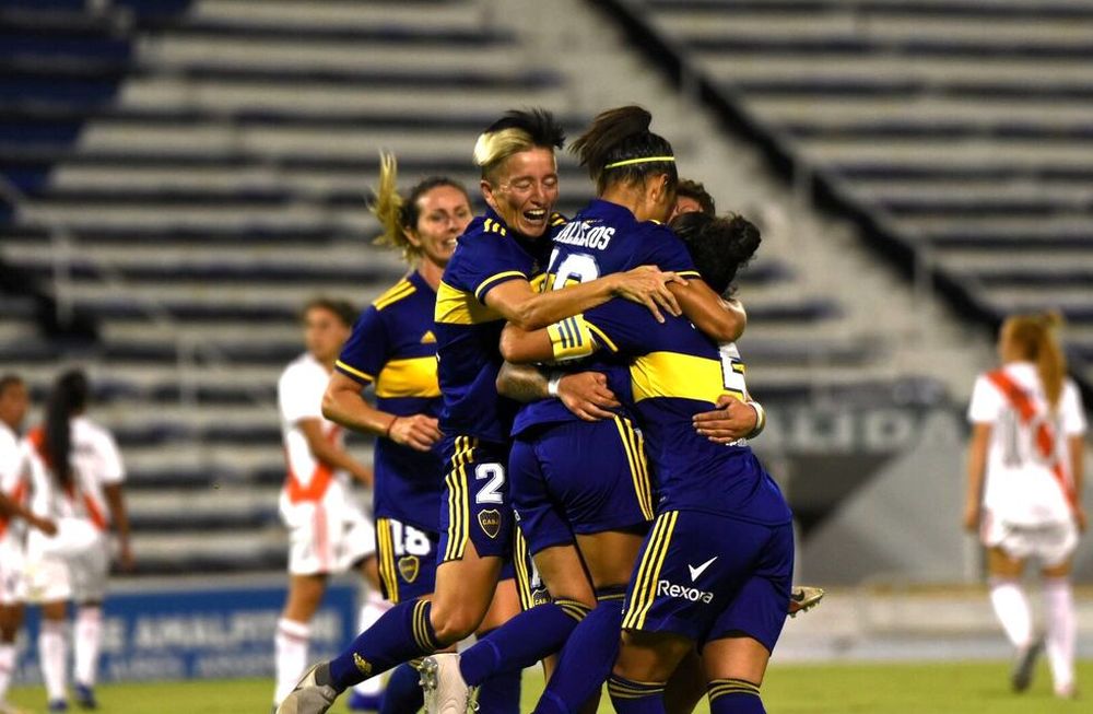 Boca aplastó a River y se consagró campeón en el primer campeonato profesional femenino. Historico. / Gentileza.