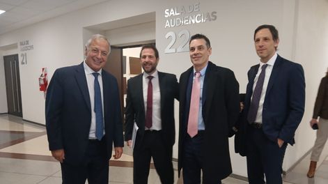 Política en Off. El Procurador Alejandro Gullé, el subsecretario de Justicia Marcelo D´Agostino y el secretario de Justicia de la Nación, Sebastián Amerio. El gran ausente es el ministro de la Corte José Valerio, organizador del evento.