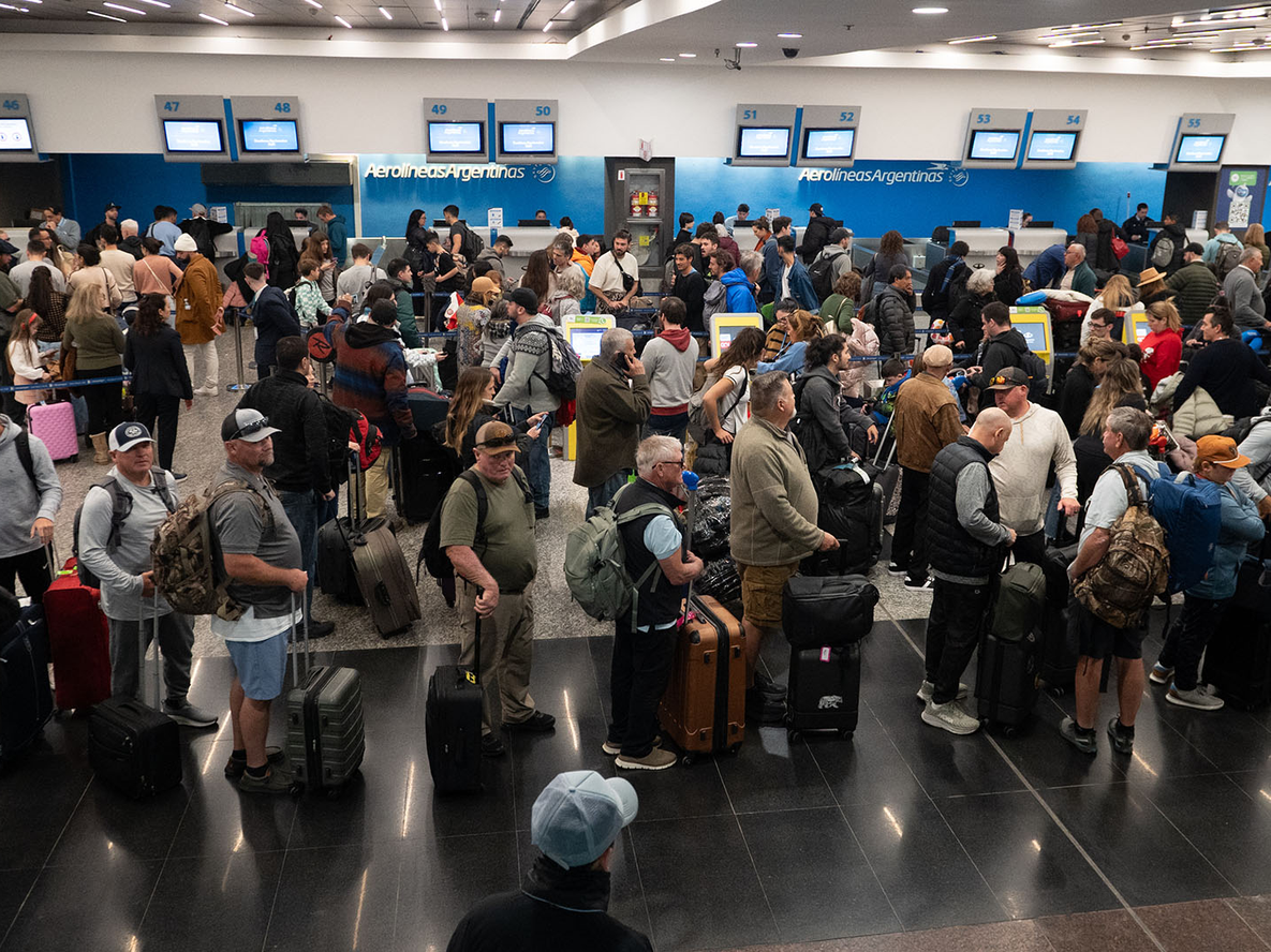 Vuelos demorados en Aeroparque y Ezeiza por mal tiempo.&nbsp;