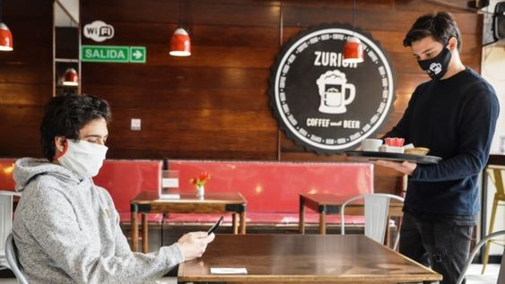 COVID-19: menú virtual, el nuevo comensal de bares y restaurantes
